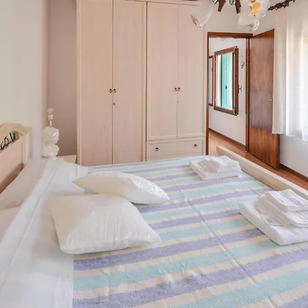 Holiday home In With Kitchen Lusiana